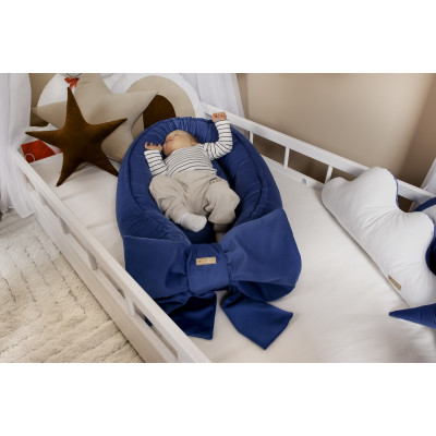 Babynestchen mit Schleife Babynestchen mit Schleife